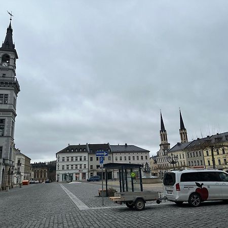 Ein Zimmer Wohnung Am Markt Oelsnitz  Dış mekan fotoğraf