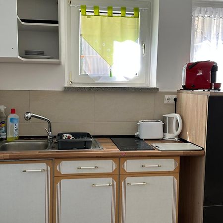 Ein Zimmer Wohnung Am Markt Oelsnitz  Dış mekan fotoğraf